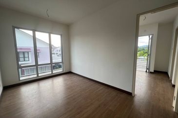 Abadi @ Bandar Ainsdale