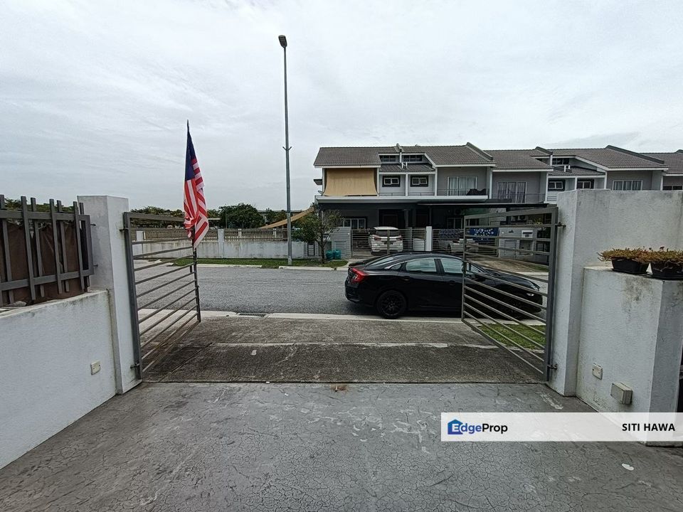 Double Storey Terrace Laurel Laman View Cyberjaya For Sale, Selangor, Cyberjaya