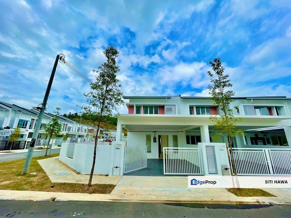 Corner Lot Double Storey Terrace Tiara Sendayan Seremban For Sale for