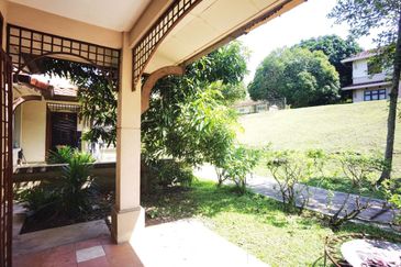 Corner Lot Double Storey Terrace Presint 14 Putrajaya For Sale