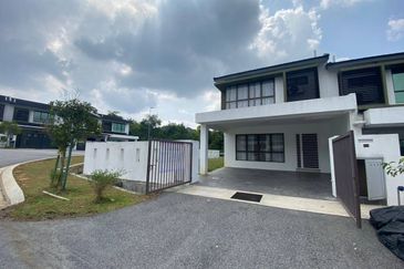 Taman Saujana Sekata