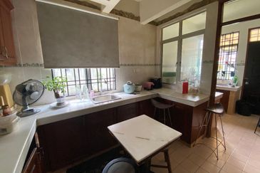 Taman Tasik Semenyih (Lake Residence)