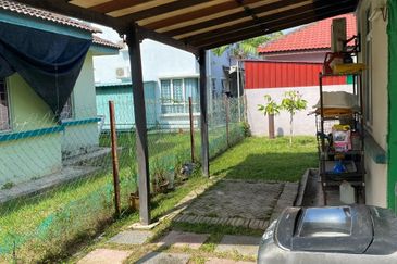 Taman Tasik Semenyih (Lake Residence)