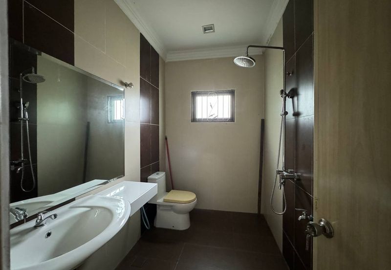 Corner Lot Double Storey Terrace Subang Bestari Shah Alam For Sale