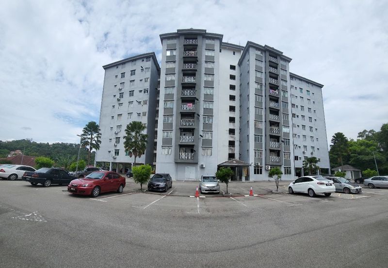 Desa Pelangi Condominium