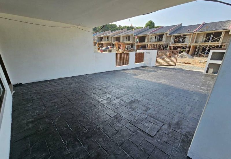 Bandar Baru Salak Tinggi