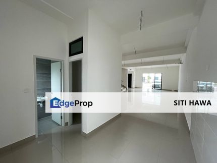 Double Storey Superlink Sejati Lakeside Cyberjaya 26x70 sf 5r5b For Sale, Selangor, Cyberjaya