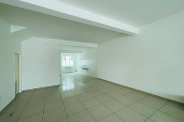 HIJAYU 3B @ BANDAR SRI SENDAYAN