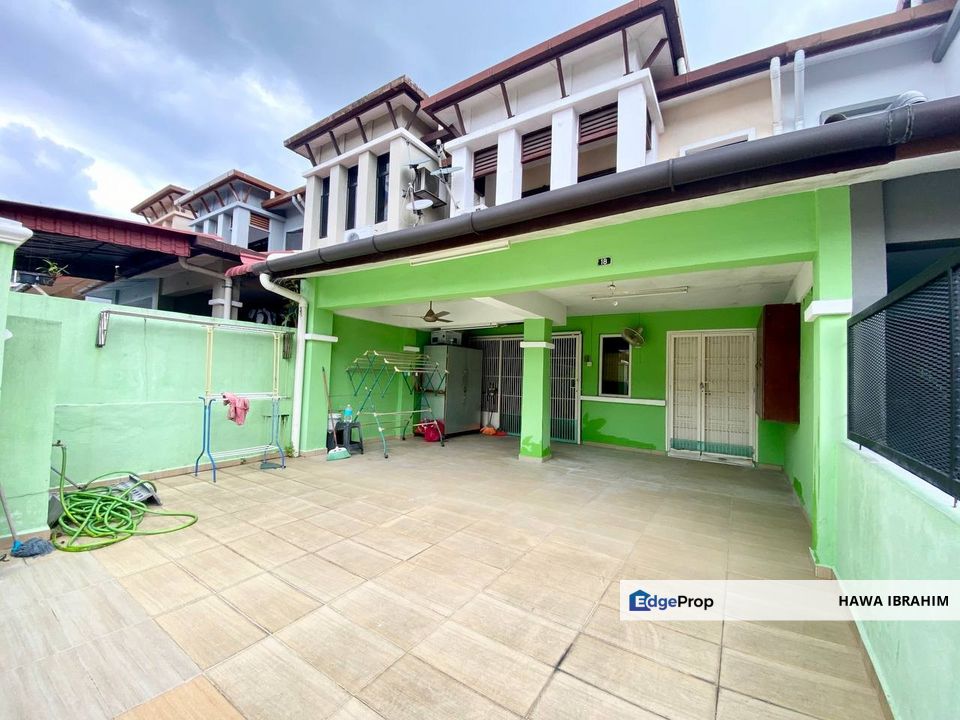 Double Storey Terrace Taman Nusa Subang Shah Alam 20x80 sf For Sale, Selangor, Subang