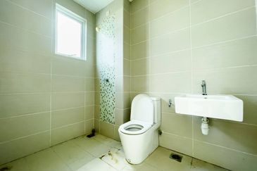 HIJAYU 3A @ BANDAR SRI SENDAYAN