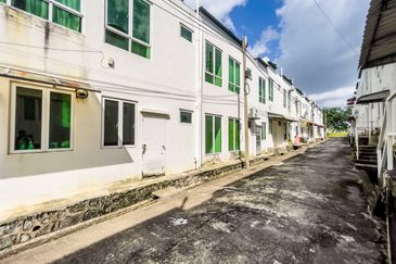 HIJAYU 3A @ BANDAR SRI SENDAYAN