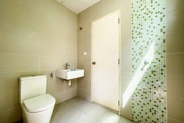 HIJAYU 3A @ BANDAR SRI SENDAYAN