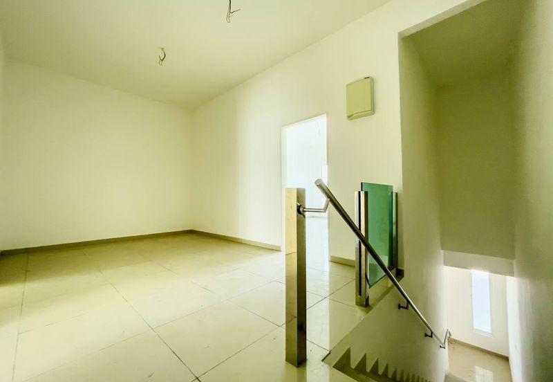 HIJAYU 3A @ BANDAR SRI SENDAYAN