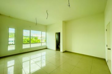 HIJAYU 3A @ BANDAR SRI SENDAYAN