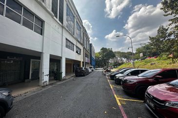 Pekeliling Business Centre