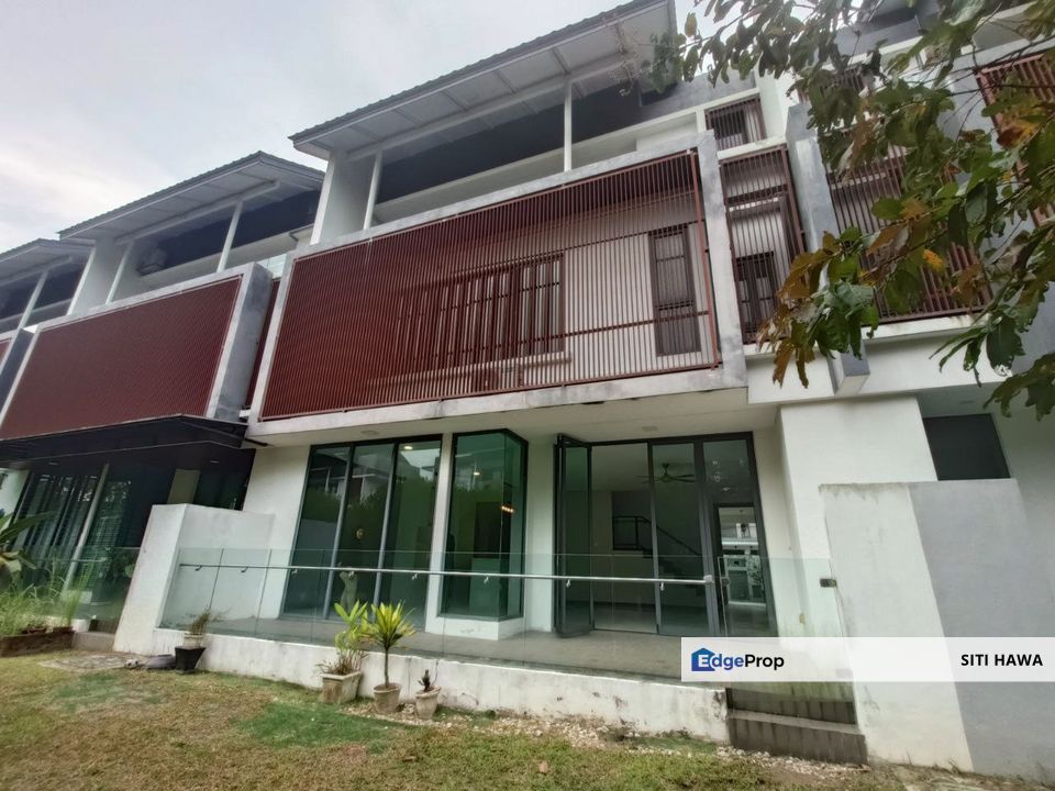 Spacious Living Thistle Grove 3 Storey Superlink Denai Alam Freehold For Sale, Selangor, Denai Alam