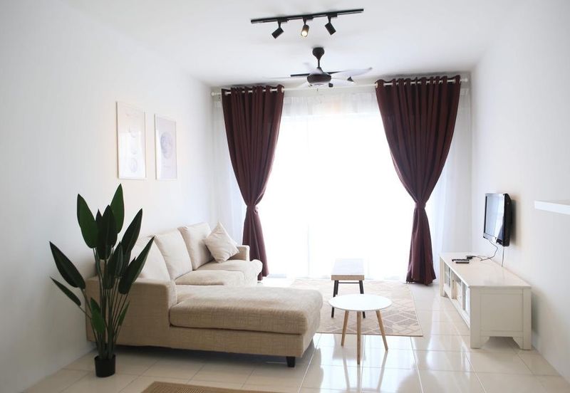 Puncak Hijauan (Hijauan Heights)