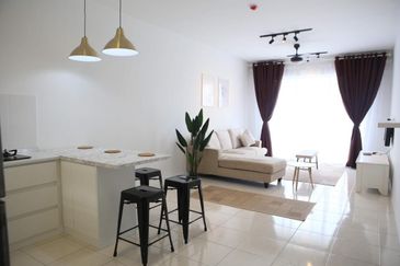 Puncak Hijauan (Hijauan Heights)