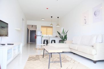 Puncak Hijauan (Hijauan Heights)