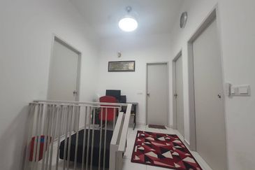 Jalan Setia Permai U13/40