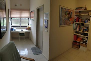 Laman Delfina @ Nilai Impian