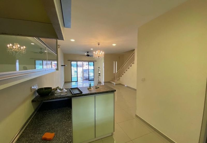 Laman Delfina @ Nilai Impian