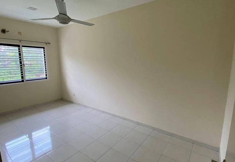 Laman Delfina @ Nilai Impian