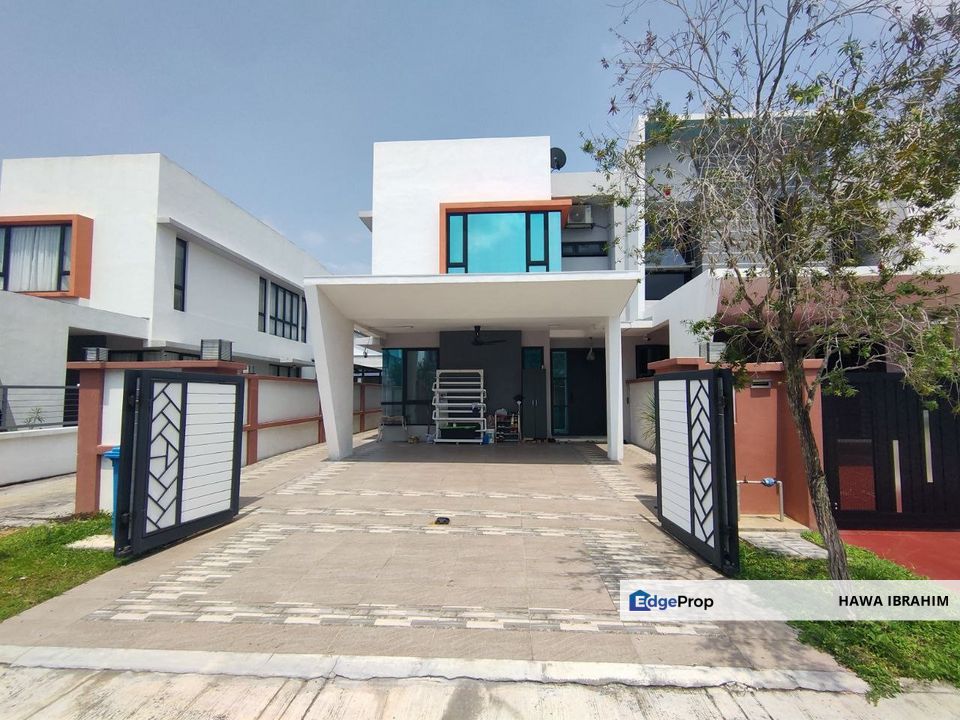 Taman Cahaya Alam Seksyen U12 Shah Alam Double Storey Endlot For Sale, Selangor, Shah Alam