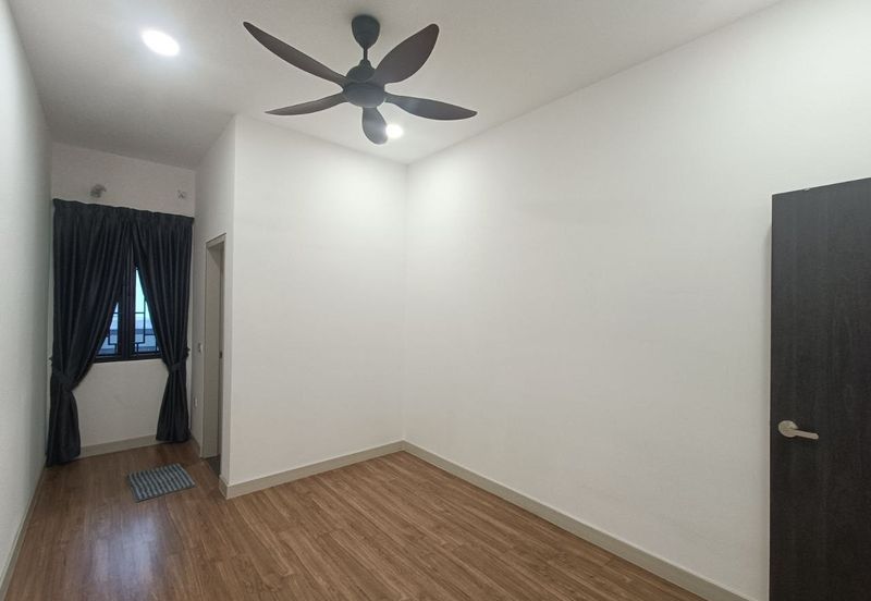 Elmina Green Three @ City of Elmina