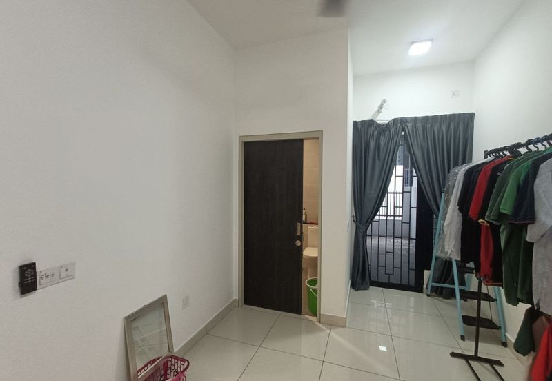 Elmina Green Three @ City of Elmina