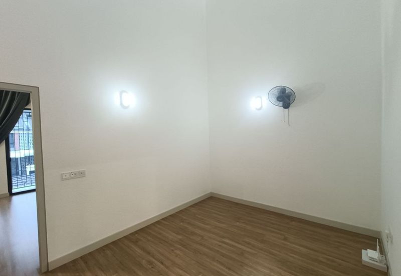 Elmina Green Three @ City of Elmina