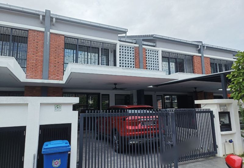 Elmina Green Three @ City of Elmina