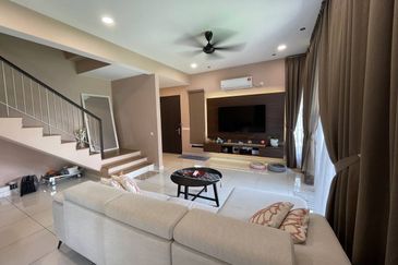 Elmina Green Three @ City of Elmina