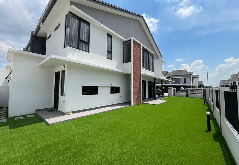 Elmina Green Three @ City of Elmina