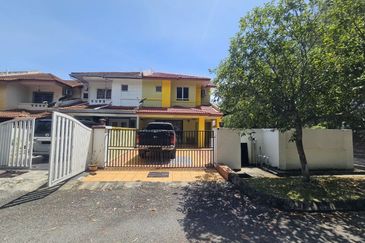 Seksyen 6 @ Bandar Bukit Mahkota