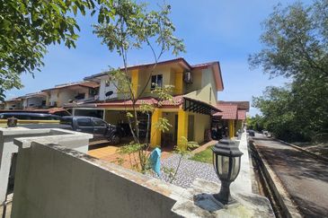 Seksyen 6 @ Bandar Bukit Mahkota