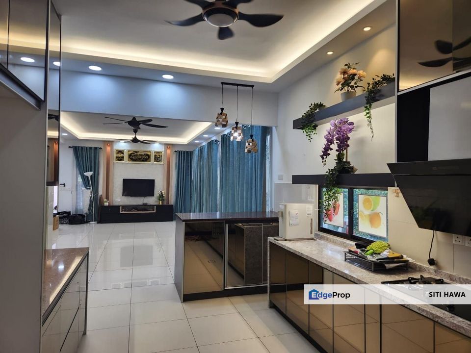 Endlot Double Storey Teres Elmina Valley 4 Shah Alam Renovated For Sale , Selangor, Shah Alam