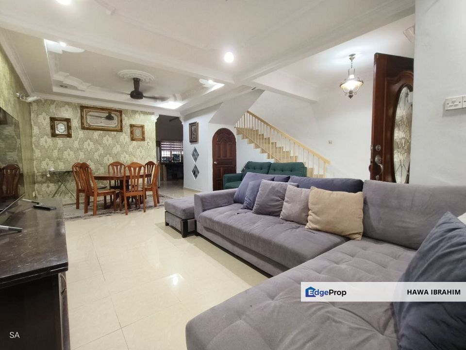 Seksyen 4 Bangi Double Storey Terrace Fully Furnished With Pool For Sale, Selangor, Bangi