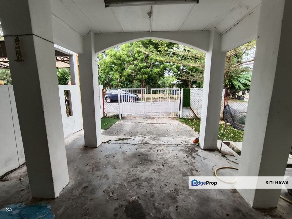 Seksyen 4 Bangi Double Storey Terrace Fully Furnished With Pool For Sale, Selangor, Bangi
