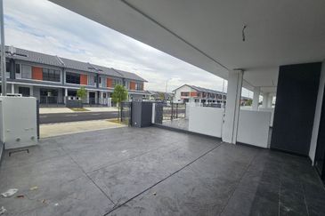 Casira 3 @ Bandar Bukit Raja