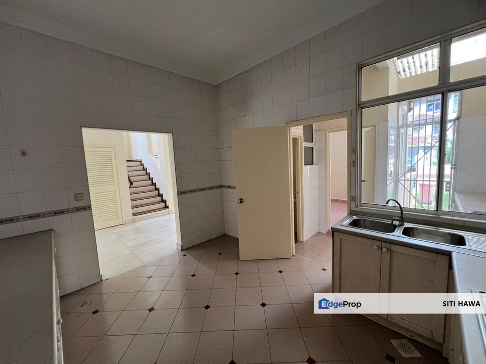 Double Storey Semi D Jalan Damar Bandar Sri Damansara Selangor For Sale, Kuala Lumpur, Damansara