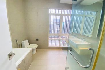 Duta Villa, Presint 14