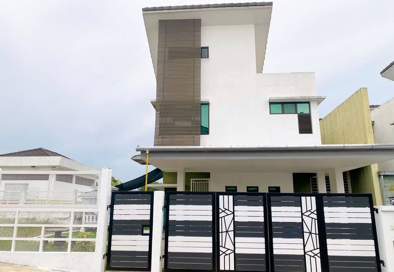 Kampung Sungai Ramal Dalam