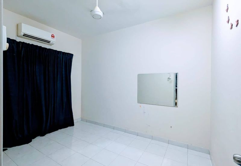 Taman Tasik Semenyih (Lake Residence)