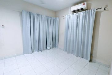 Taman Tasik Semenyih (Lake Residence)