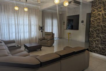 Taman Tasik Semenyih (Lake Residence)