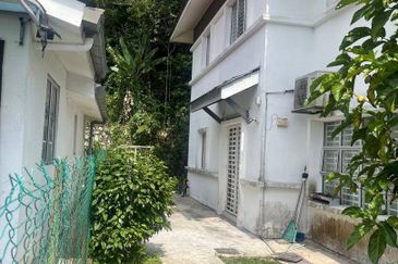 Taman Tasik Semenyih (Lake Residence)