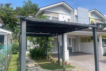 Taman Tasik Semenyih (Lake Residence)