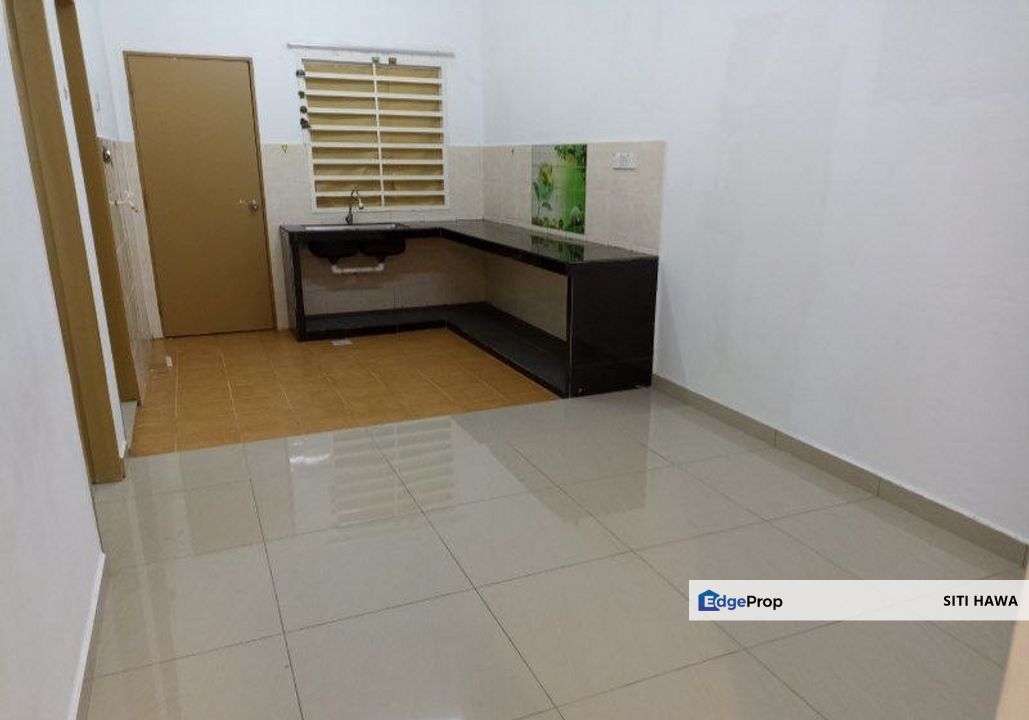 Taman Warisan Bestari Dengkil Single Storey Intermediate Terrace For Sale, Selangor, Dengkil