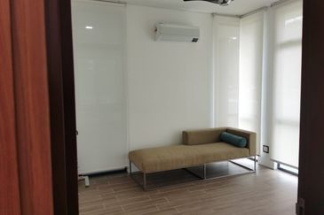 Perdana Lakeview East